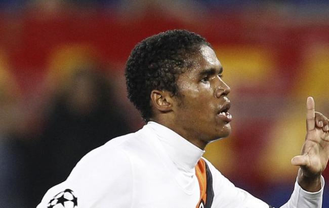 "Шахтер" официально подтвердил переход Дугласа Косты в "Баварию"