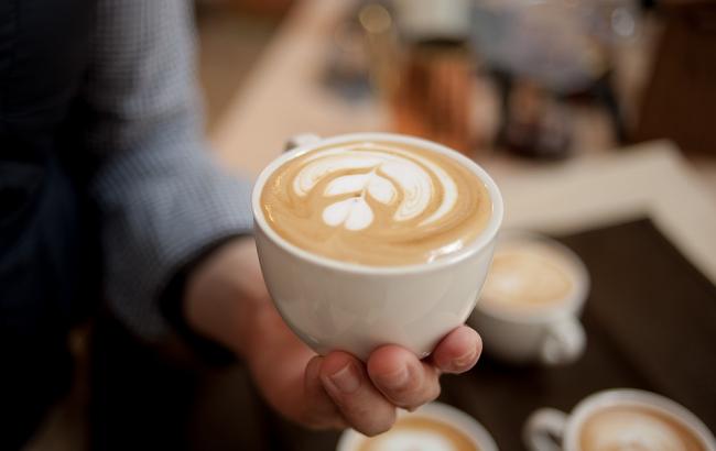 В запорожском ресторане уволился персонал после просьбы говорить на украинском языке