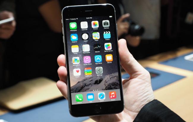 Apple запатентувала згинається смартфон
