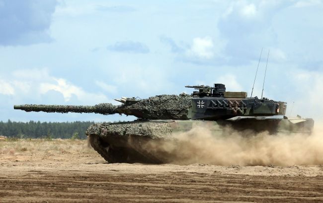 В Бундестаге раскритиковали медленный ремонт переданных Украине Leopard 2