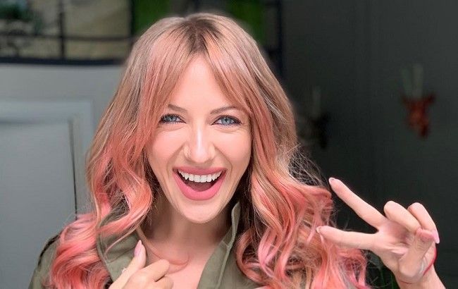 Повітряна куля і поцілунок від Полякової: Леся Нікітюк весело відзначила день народження