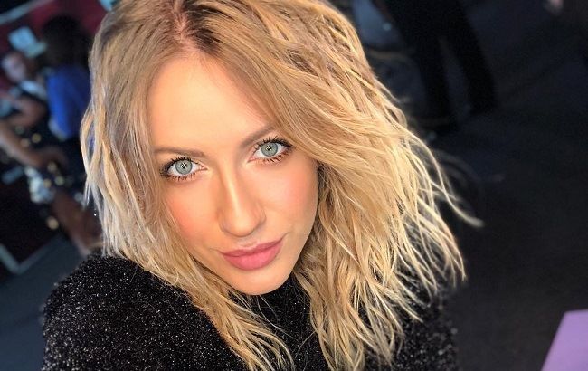 "Освятил так освятил": Леся Никитюк позабавила сеть видео с пасхальной службы