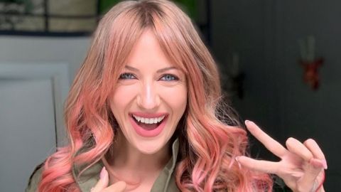 Три длинноножки: Леся Никитюк повеселила фото с Осадчей