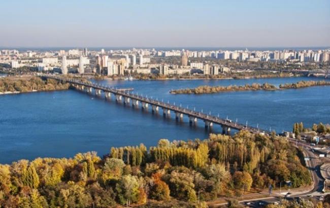 Десять вражаючих відео: лівий берег Дніпра показали з висоти пташиного польоту