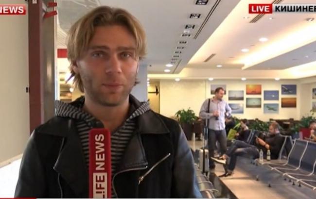 "Не разрешили даже стоять на трапе": российских журналистов не пустили в Молдову