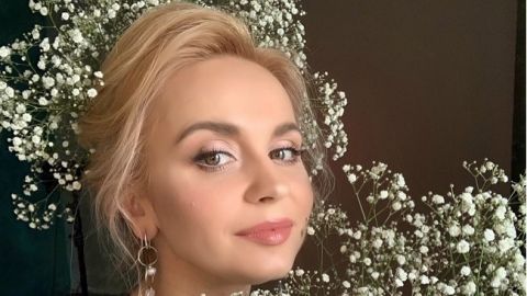 Дивна сімейка: Лілія Ребрик умилила весняним знімком з чоловіком і донькою