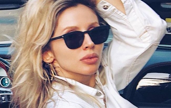 Вези меня: спортивная Лобода покорила фигурой в total white образе в Майами