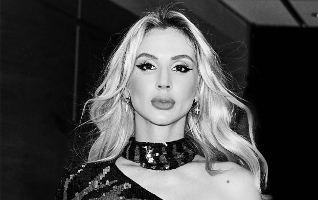 "Смотреть - подарок": Лобода взбудоражила откровенным танцем в экстремально коротких шортах (видео)