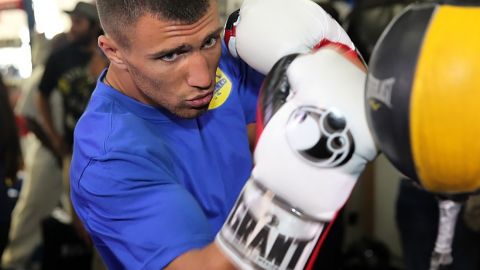 Ломаченко и Лопес отказались проводить промежуточные бои