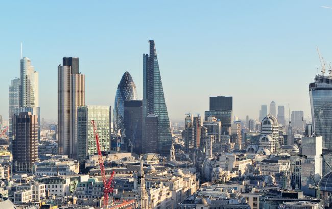 Економіка Британії впала на рекордні 20%