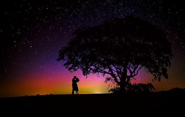 Весы могут попасть в неприятную ситуацию, а Водолеям нужно проявить инициативу: любовный гороскоп на 2 сентября