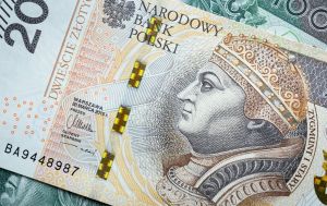 НБУ знову підвищив курс злотого