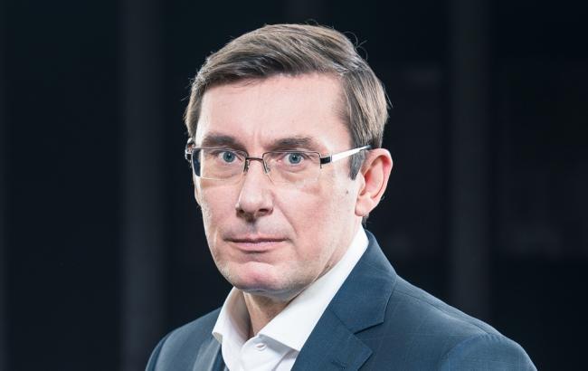 Луценко заявил о попытках политического давления на прокуратуру
