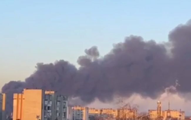 У Львові прогриміли вибухи. На околиці міста почалася пожежа