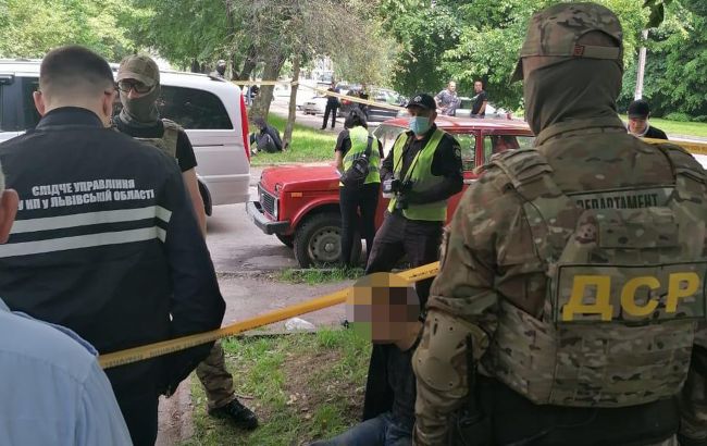 Во Львове задержали воров, похитивших у предпринимателя 4,5 млн гривен