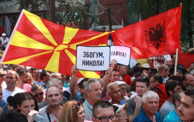В Македонии отстранили 16 полицейских из-за бездействия во время протестов
