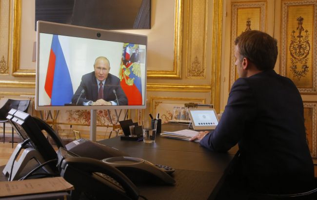 Макрон объяснил контакты с Путиным после вторжения в Украину