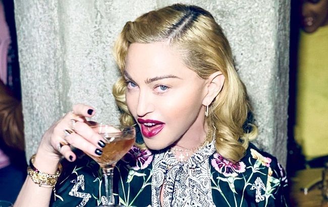 Королева епатажу: 61-річна Мадонна шокувала відвертим відео з голими грудьми
