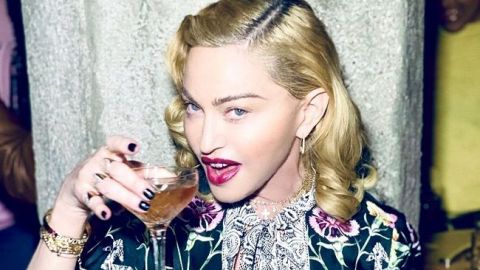 Королева на всі часи: 61-річна Мадонна похвалилася пружними сідницями на відвертому селфі