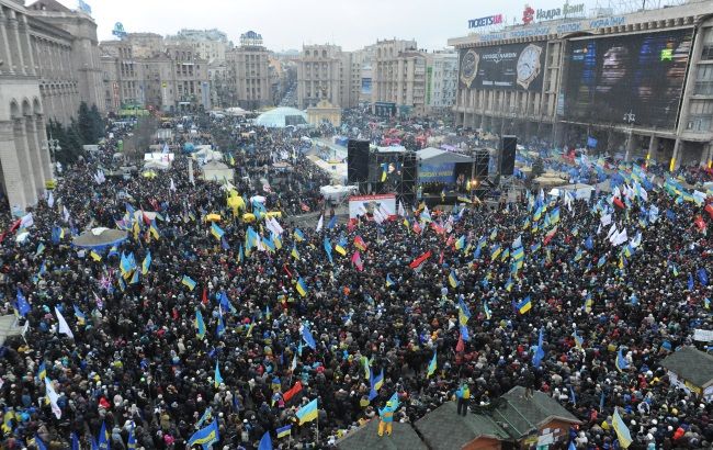 В Україні відзначають День гідності і свободи