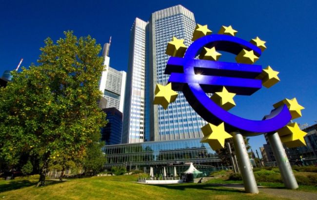 ЄЦБ може продовжити надавати допомогу банкам Греції