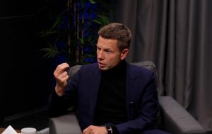 Зверхні звернення до Трампа &ndash; це злочин або повна дурість: інтервʼю з Гончаренком