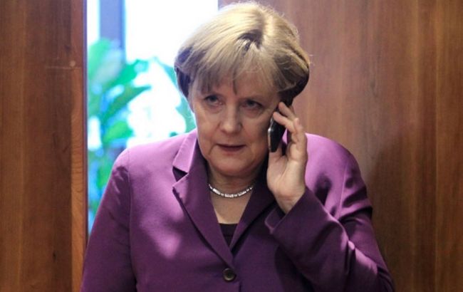 Прокуратура Німеччини закрила справу про прослуховування телефону Меркель