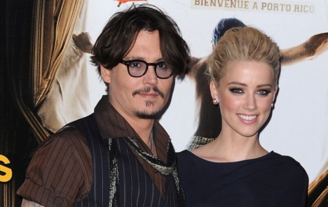 Эмбер Херд вызвали в суд Австралии из-за собак