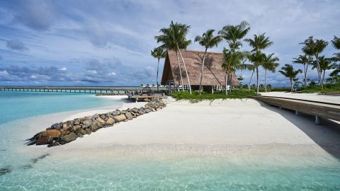 "Весь остров в вашем распоряжении": что стоит знать туристам, собираясь на Мальдивы летом