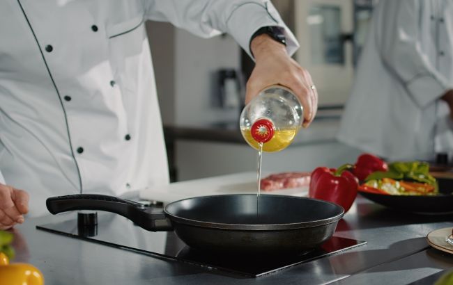 Какое масло выбрать для жарки: эксперты назвали самое полезное