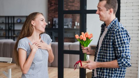 Що робити, якщо чоловік соромиться знайомитись з жінками: 8 простих способів