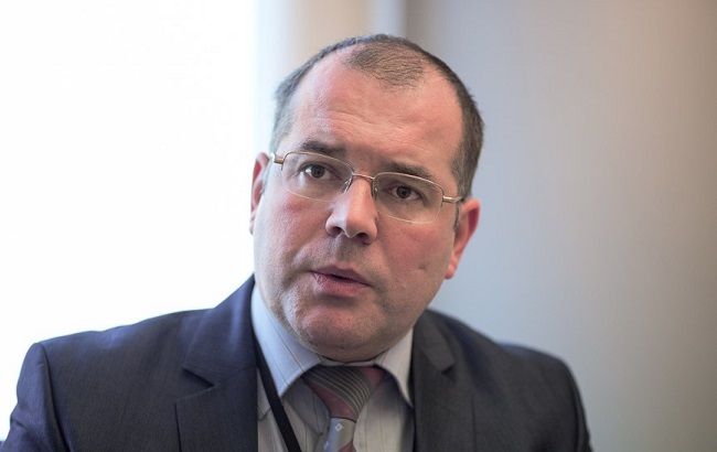 ЕС разделит решения по визовой либерализации для Украины и Грузии