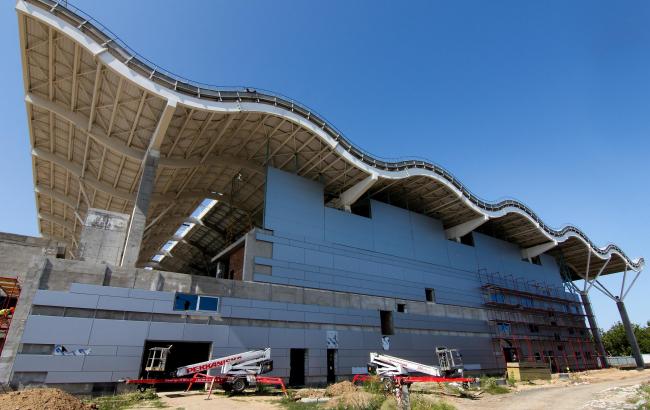 Монтаж покрівлі нового терміналу одеського аеропорту виконаний на 100%
