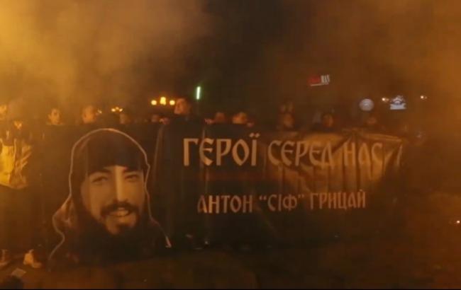 В Полтаве провели марш памяти бойца "Азова"