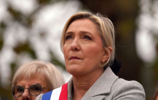 Марин Ле Пен заранее признала поражение в президентских выборах Франции