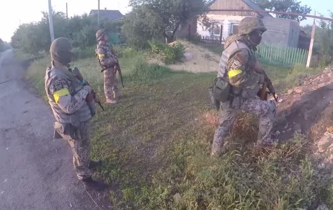 Опубліковано відео зачистки Мар'їнки від бойовиків