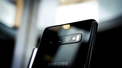 Samsung вводить суворі правила для сторонніх додатків: деталі