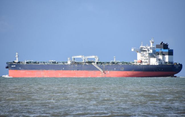 Йеменские хуситы атаковали нефтяной танкер в Красном море, - Bloomberg