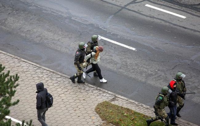 Число задержанных на протестах в Беларуси превысило 500