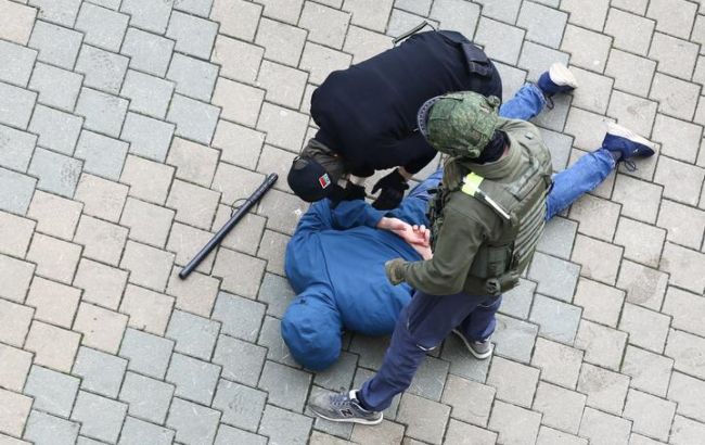 У Мінську почалися затримання протестувальників