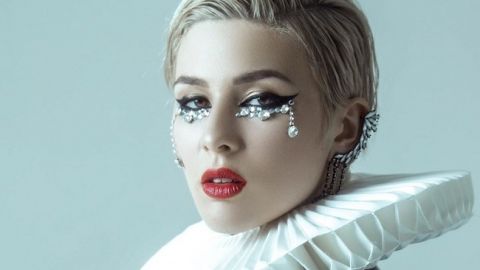 Лифто-лук: MARUV порадовала редким фото с мужем Александром