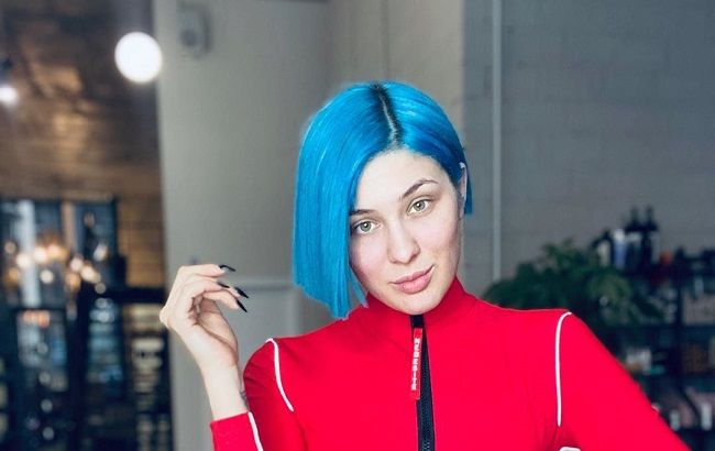 Морська сирена: MARUV завела мережу жаркими пляжними фото в купальнику