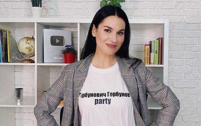 "Обидві красуні": Маша Єфросиніна повеселила мережу смішним фото з іменинницею Катею Осадчою