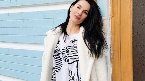 Пришло ко мне озарение: яркая Маша Ефросинина решила освоить новое занятие