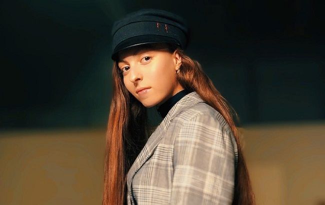 "Завидуйте молча": дочка Поляковой похвасталась, что умеет делать на пилоне