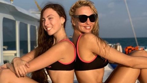 Спортивная семейка: Оля Полякова показала усиленную тренировку с дочками