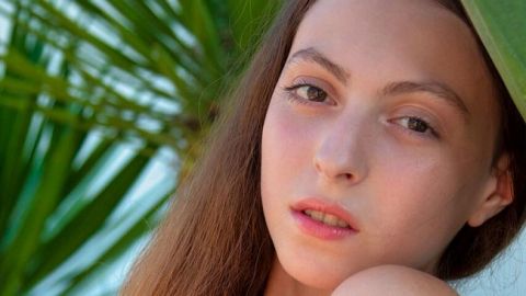 "Переплюнула маму": 14-річна донька Олі Полякової вразила загадковим фото в купальнику