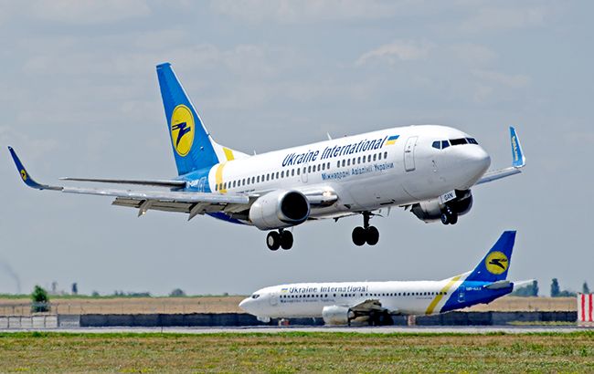 Очистить небо: авиакомпания Коломойского выдавливает конкурентов с рынка