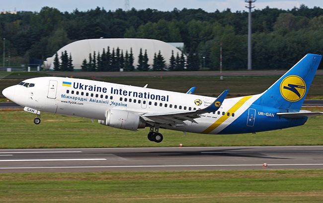 Дорого і сердито: у чому МАУ програє європейським авіакомпаніям