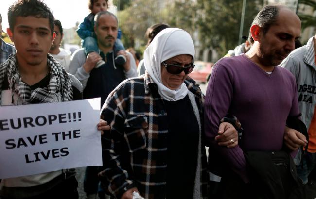 Греция закрыла доступ СМИ в центры для беженцев